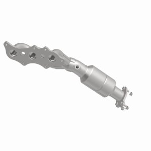 Toyota FJ Cruiser Catalytic Converter - Magnaflow - California Direct-Fit - `10-`11 Toyota FJ Cruiser Catalytic Converter - Magnaflow - California Direct-Fit - `10-`11