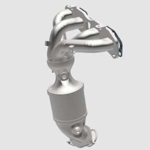 Nissan Rogue Catalytic Converter - Magnaflow - California Grade CARB Compliant Direct-Fit - `08-`13