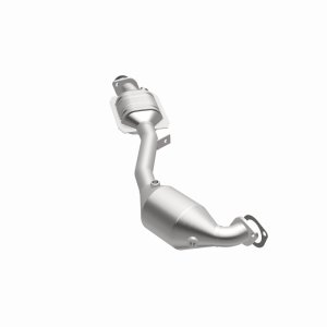 Subaru Outback Catalytic Converter - Magnaflow - California Grade CARB Compliant Direct-Fit - 2005