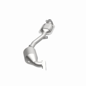 Subaru Outback Catalytic Converter - Magnaflow - California Grade CARB Compliant Direct-Fit - 2005