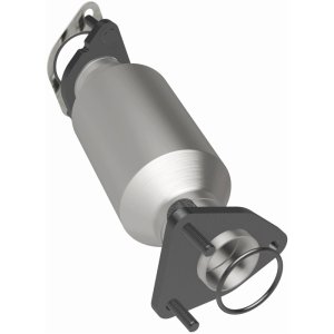 Nissan Pathfinder Catalytic Converter - Magnaflow - California Grade CARB Compliant, Direct-Fit - `05-`06