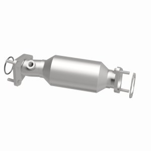 Nissan Frontier Catalytic Converter - Magnaflow - Direct Fit - `05-`06