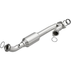 Toyota 4Runner Catalytic Converter - Magnaflow - California Grade CARB Compliant Direct-Fit - `05-`12