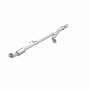 Toyota Tundra Catalytic Converter - Direct Fit - Magnaflow - California Grade CARB Compliant - `05-`06