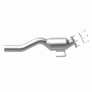 Volkswagen Touareg Catalytic Converter - Magnaflow - California Grade CARB Compliant Direct-Fit - `04-`06