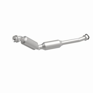 Ford Crown Victoria Catalytic Converter - Magnaflow - Direct Fit - `03-`11