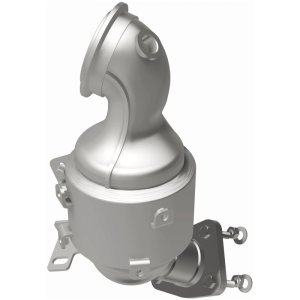 Chevrolet Cruze Catalytic Converter - Magnaflow - California Grade CARB Compliant - `11-`15