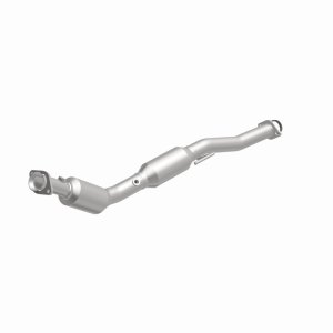 Ford Ranger Catalytic Converter - Magnaflow - California Grade CARB Compliant Direct-Fit - `07-`11