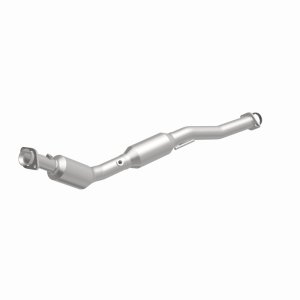 Ford Ranger Catalytic Converter - Magnaflow - California Grade CARB Compliant Direct-Fit - `07-`11