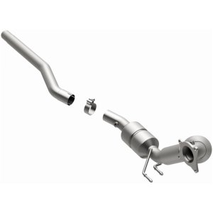 Volkswagen Passat Catalytic Converter - Magnaflow - California Grade CARB Compliant Direct-Fit - 2008