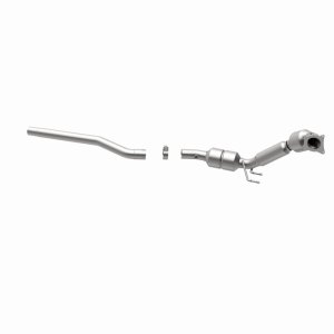 Volkswagen Passat Catalytic Converter - Magnaflow - California Grade CARB Compliant Direct-Fit - 2008