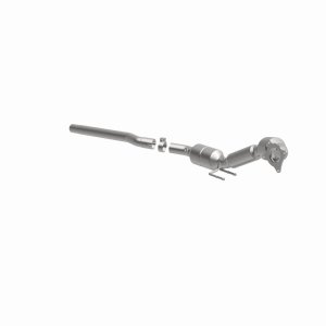 Volkswagen Passat Catalytic Converter - Magnaflow - California Grade CARB Compliant Direct-Fit - 2010