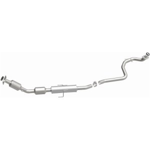 Toyota Yaris Catalytic Converter - Magnaflow - California Grade CARB Compliant Direct-Fit - `07-`11