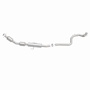 Toyota Yaris Catalytic Converter - Magnaflow - California Grade CARB Compliant Direct-Fit - `07-`11