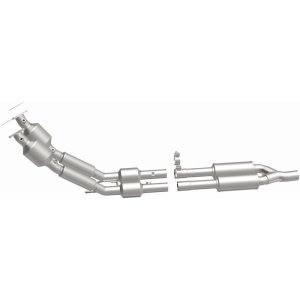 Volkswagen Passat Catalytic Converter - Magnaflow - Direct Fit - 2006