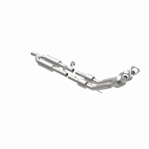 Volkswagen Passat Catalytic Converter - Magnaflow - Direct Fit - 2006