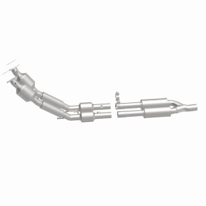 Volkswagen Passat Catalytic Converter - Magnaflow - Direct Fit - 2006