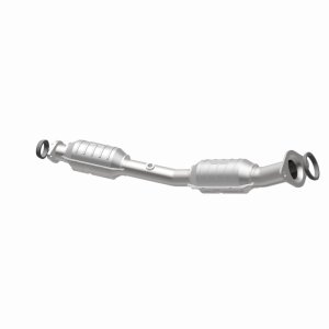 Nissan Versa Catalytic Converter - Magnaflow - California Grade CARB Compliant Direct-Fit - `07-`12