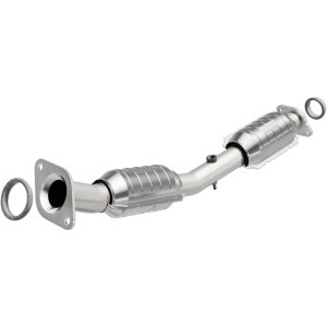 Nissan Versa Catalytic Converter - Magnaflow - California Grade CARB Compliant Direct-Fit - `07-`12