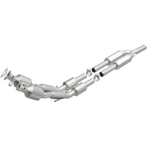 Volkswagen Passat Catalytic Converter - Magnaflow - California Grade CARB Compliant - `12-`14