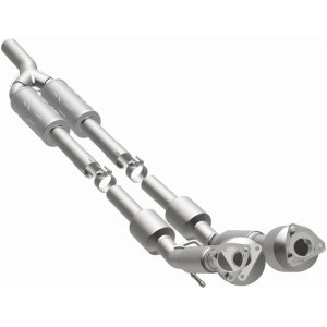 Volkswagen Passat Catalytic Converter - Magnaflow - California Grade CARB Compliant - `12-`14