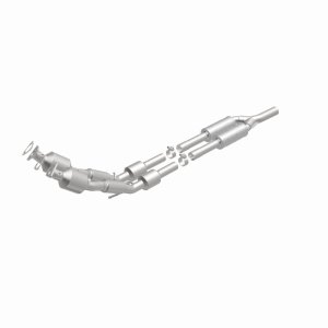 Volkswagen Passat Catalytic Converter - Magnaflow - California Grade CARB Compliant - `12-`14