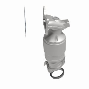 Honda CR-V Catalytic Converter - Magnaflow - California Grade CARB Compliant Direct-Fit - `12-`14
