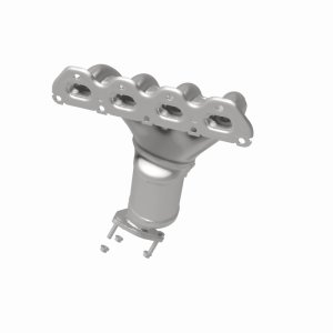 Chevrolet Aveo Catalytic Converter - Magnaflow - CARB Compliant Direct-Fit - `09-`11