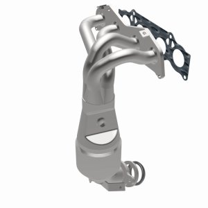 Pontiac Vibe Catalytic Converter - Magnaflow - California Grade CARB Compliant Direct-Fit - `09-`10