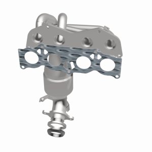 Pontiac Vibe Catalytic Converter - Magnaflow - California Grade CARB Compliant Direct-Fit - `09-`10