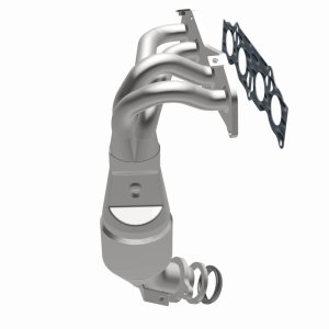 Pontiac Vibe Catalytic Converter - Magnaflow - California Grade CARB Compliant Direct-Fit - `09-`10