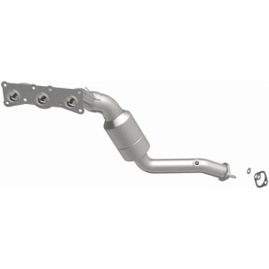 BMW 528 Catalytic Converter - Underbody - Magnaflow - California Grade CARB Compliant Direct-Fit - `08-`10