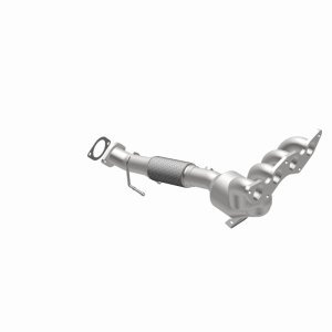 Ford Focus Catalytic Converter - Magnaflow - Direct Fit, California Grade, CARB Compliant - `12-`15