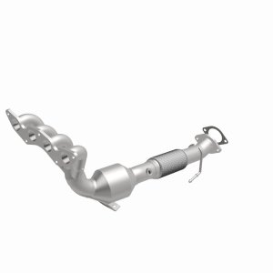Ford Focus Catalytic Converter - Magnaflow - Direct Fit, California Grade, CARB Compliant - `12-`15