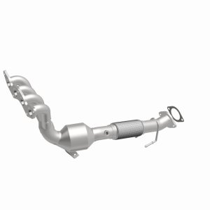 Ford Focus Catalytic Converter - Magnaflow - Direct Fit, California Grade, CARB Compliant - `12-`15