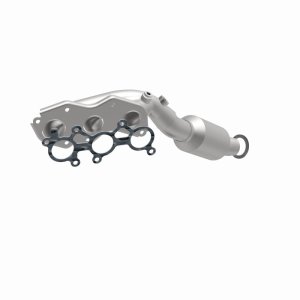 Lexus IS250 Catalytic Converter - Magnaflow - California Grade CARB Compliant Direct-Fit - `06-`09