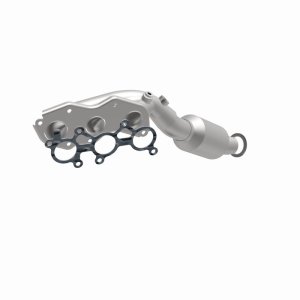Lexus IS250 Catalytic Converter - Magnaflow - California Grade CARB Compliant Direct-Fit - `06-`09