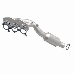 Lexus IS350 Catalytic Converter - Magnaflow - California Grade CARB Compliant Direct-Fit - `06-`13