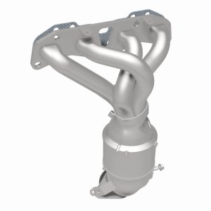 Nissan Altima Catalytic Converter - Magnaflow - California Grade CARB Compliant Direct-Fit - `04-`05