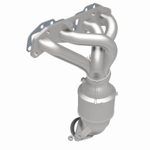 Nissan Altima Catalytic Converter - Magnaflow - California Grade CARB Compliant Direct-Fit - `04-`05