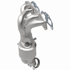 Nissan Altima Catalytic Converter - Magnaflow - California Grade CARB Compliant Direct-Fit - `04-`05