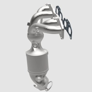 Nissan Altima Catalytic Converter - Magnaflow - California Grade CARB Compliant Direct-Fit - `07-`10