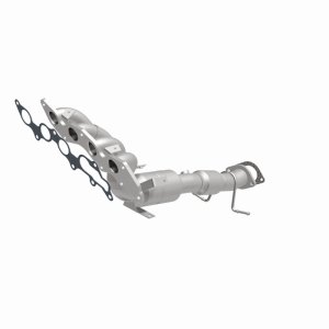 Mazda 5 Catalytic Converter - Magnaflow - Direct Fit - `06-`07