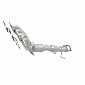Mazda 5 Catalytic Converter - Magnaflow - Direct Fit - `06-`07