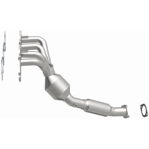 Ford Focus Catalytic Converter - Magnaflow - California Grade CARB Compliant Direct-Fit - `05-`07