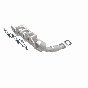 Ford Focus Catalytic Converter - Magnaflow - California Grade CARB Compliant Direct-Fit - `05-`07
