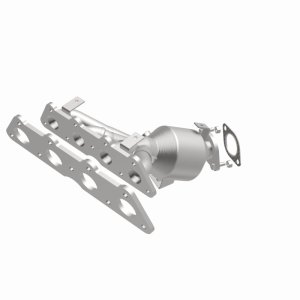 Kia Soul Catalytic Converter - Magnaflow - California Grade CARB Compliant Direct-Fit - `12-`17