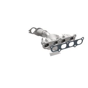 Ford Fiesta Catalytic Converter - Magnaflow - California Grade CARB Compliant / Direct-Fit - `11-`17