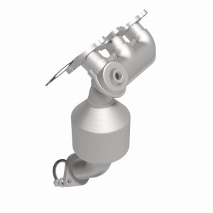 Toyota Camry Catalytic Converter - Magnaflow - California Grade CARB Compliant Direct-Fit - `04-`06