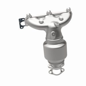 Kia Rondo Catalytic Converter - Magnaflow - California Grade CARB Compliant Direct-Fit - `07-`10